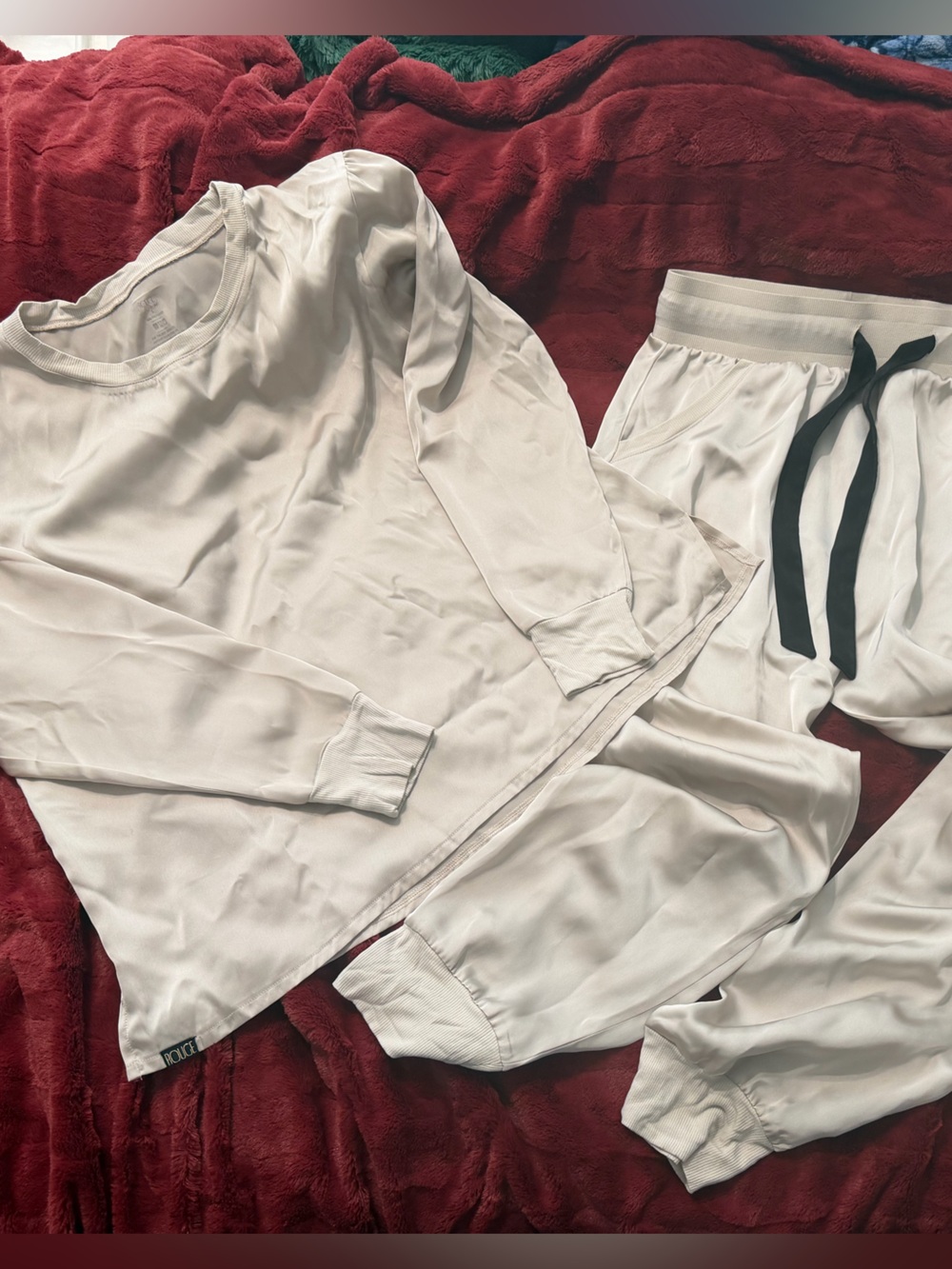 NWOT Cream Long Sleeve Top & Jogger Pajama Set by Rouge